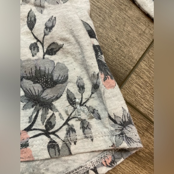 Calvin Klein women’s S long sleeve hooded tshirt - Picture 2 of 6